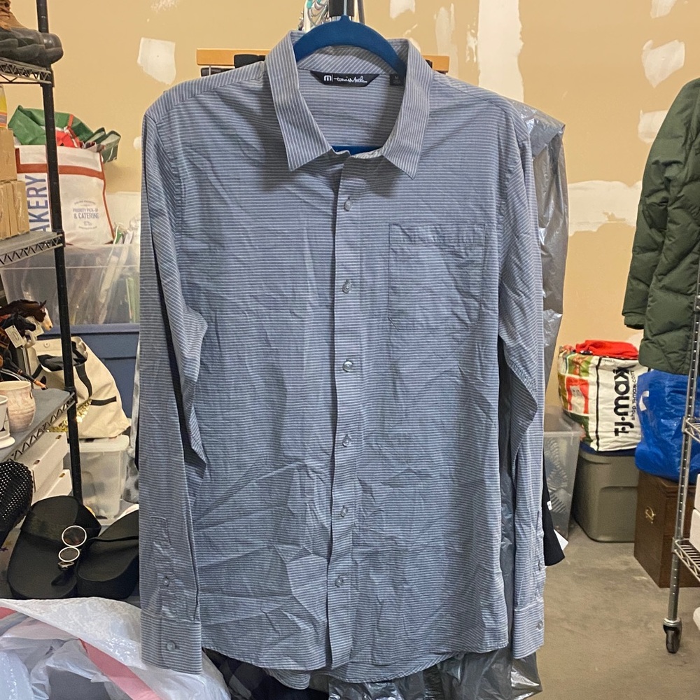 Travis Mathew Button Down Shirt